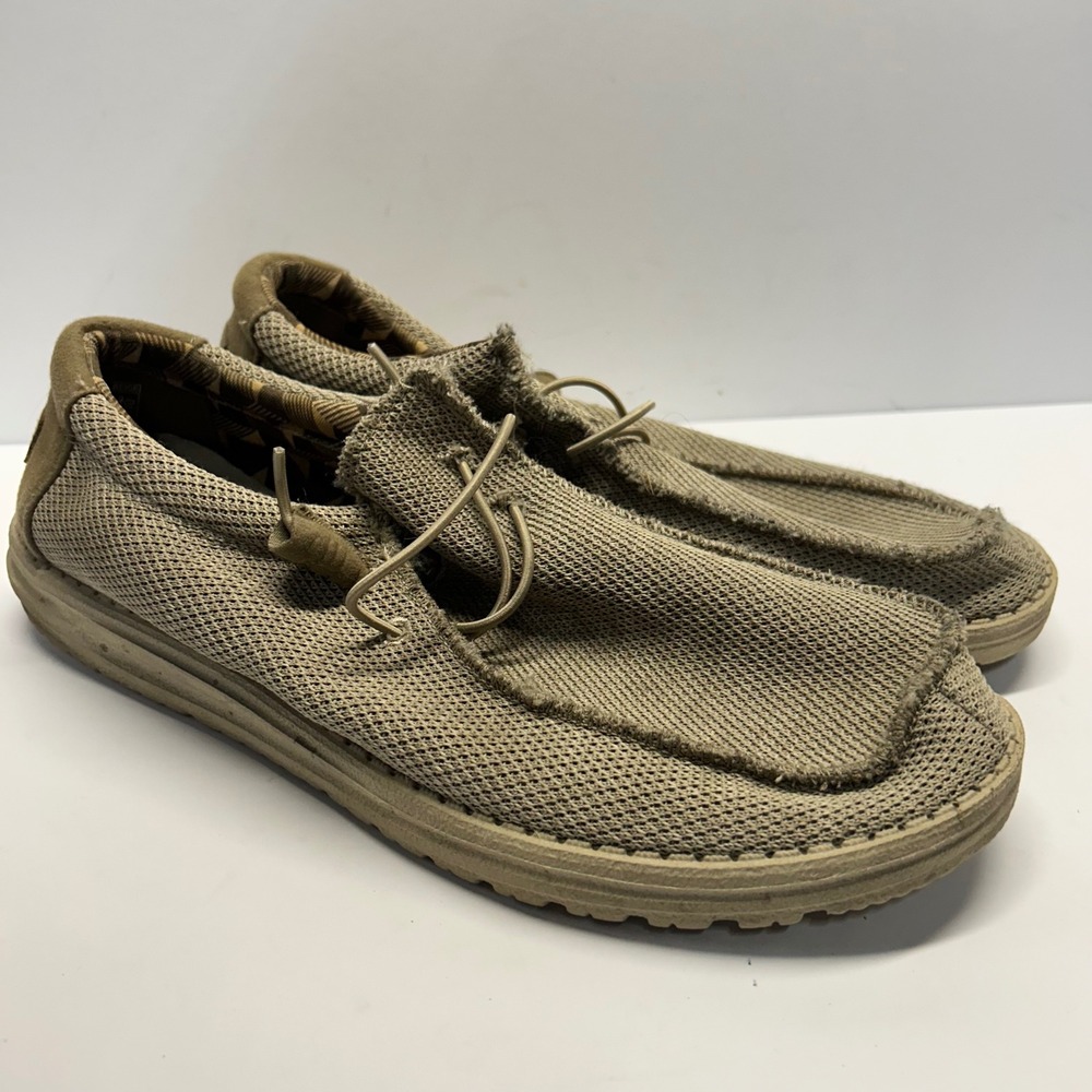 Hey Dude Wally Sox Beige Men 11 Slip On Loafers Casual Lightweight Breathable